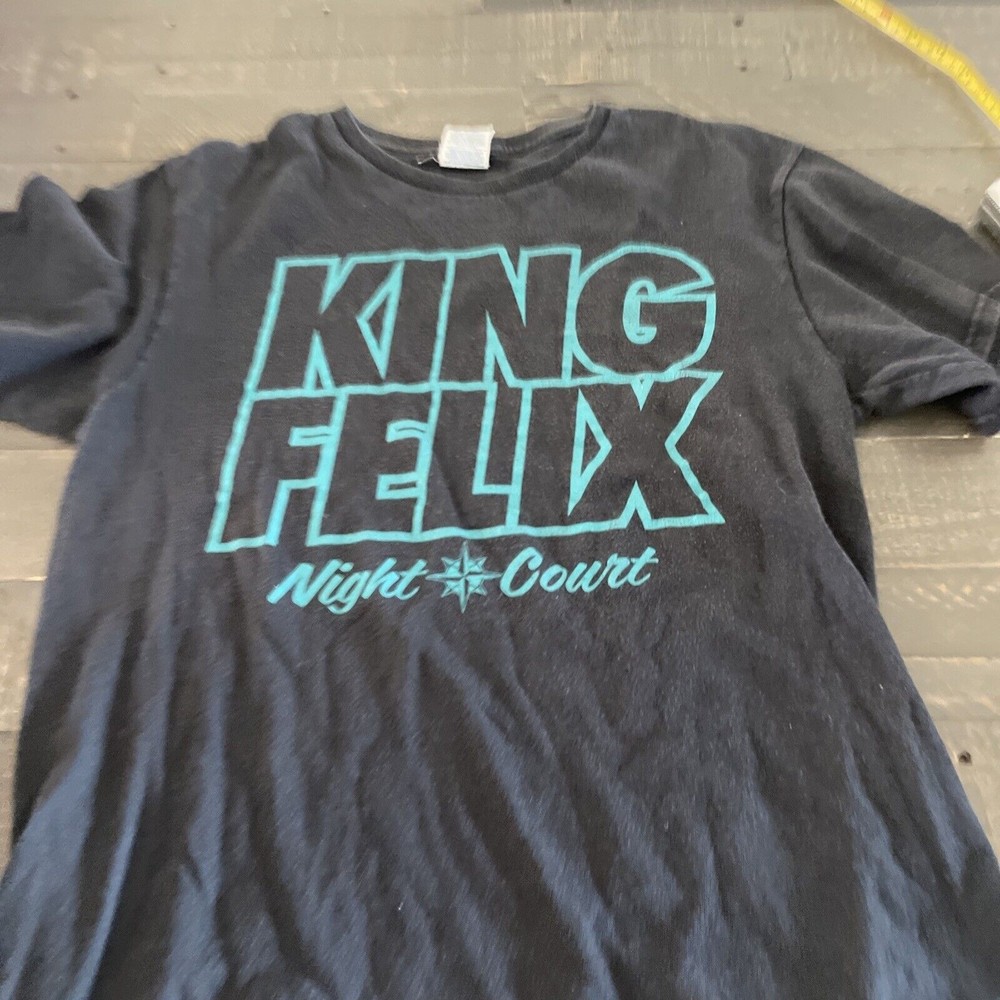 SEATTLE MARINERS KING FELIX NIGHT COURT BLACK T SHIRT UNISEX MEDIUM DC7